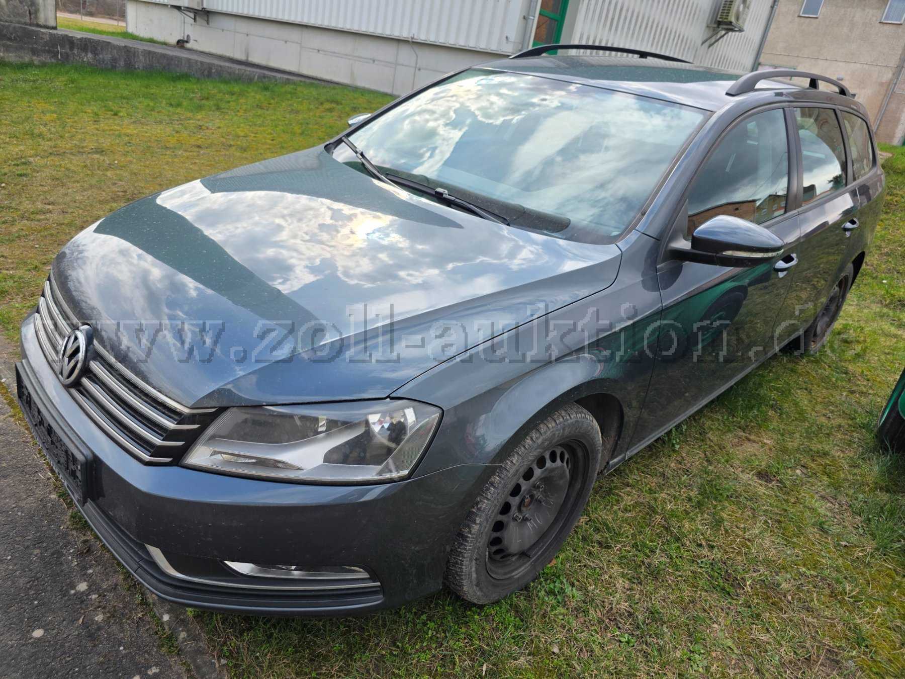 Fahrzeug von vorne links