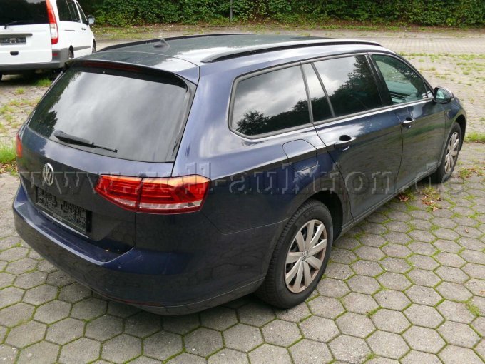 1 VW Passat Variant 2.0 TDI Bastlerfahrzeug - BD16-5976 – foto 3 – kavel bij Zoll-Auktion, Hamburg