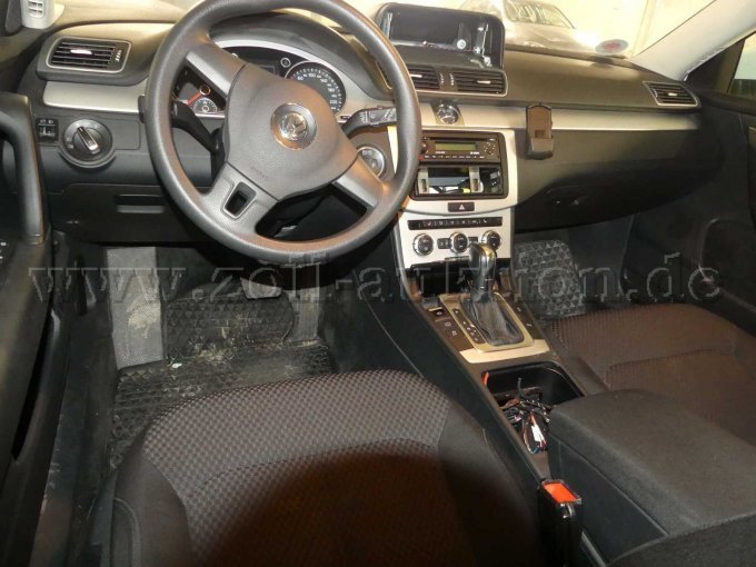 Innenansicht vorn links