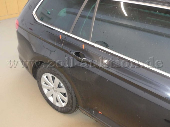 Beschädigung seitlich hinten rechts