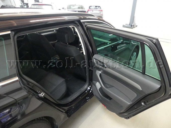 Innenansicht hinten rechts