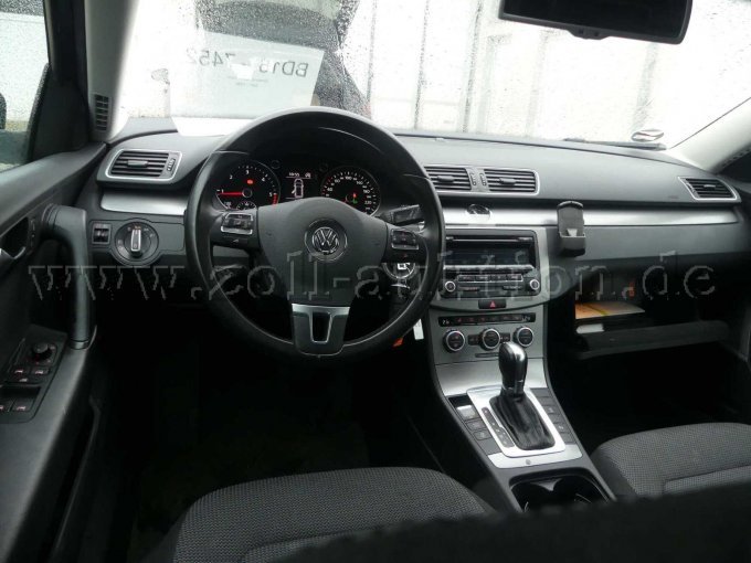 Innenansicht vorn links