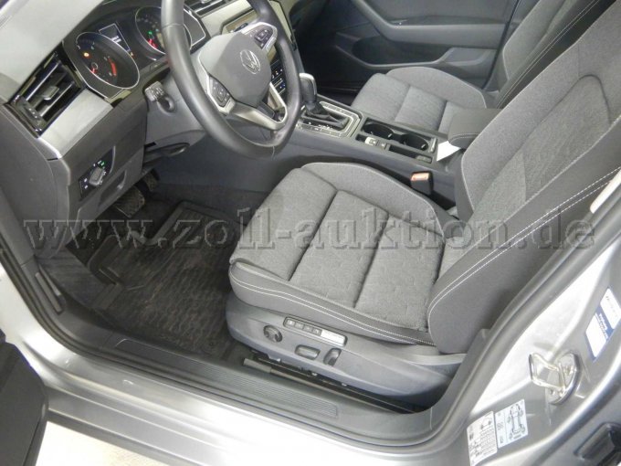 Ansicht Innenraum vorne links