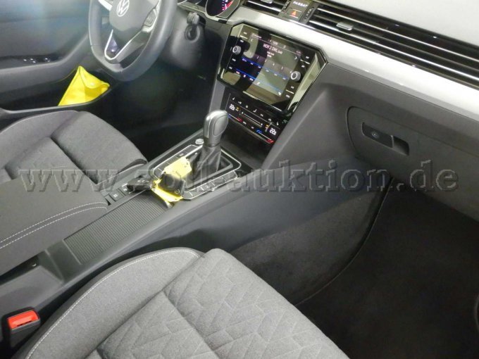 Innenraum vorne rechts