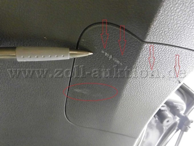 Heckklappenverkleidung innen: Abrieb- u. Schürfspuren, Kratzer