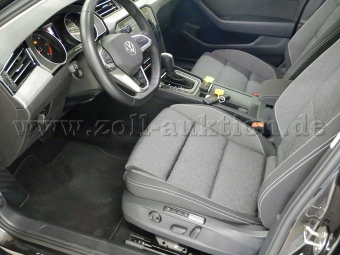 Ansicht Innenraum vorne links