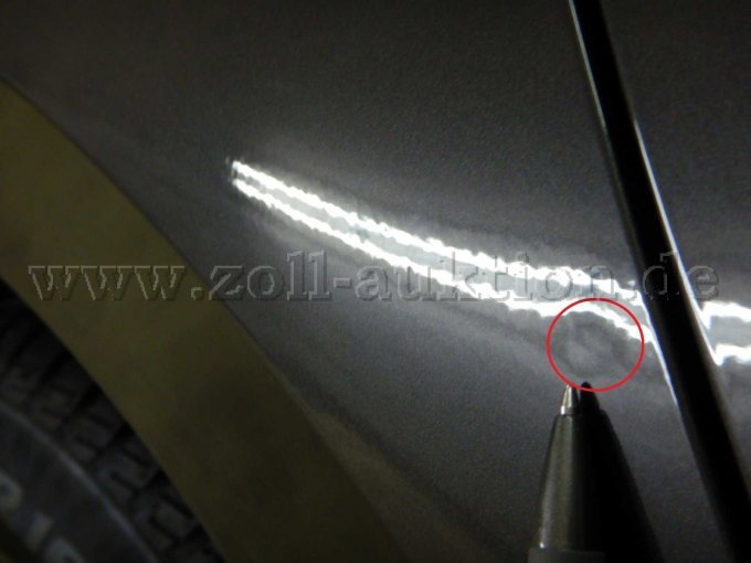 Seitenwand hinten rechts: Kleine Delle