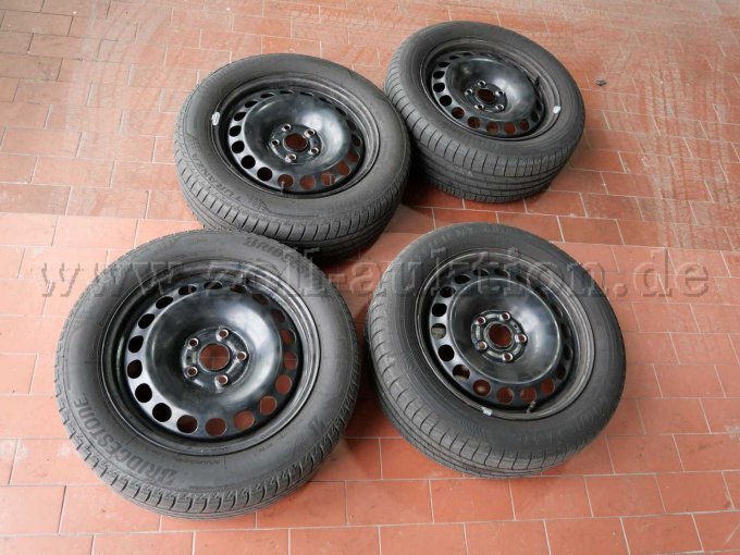 Vier zusätzliche Sommerräder