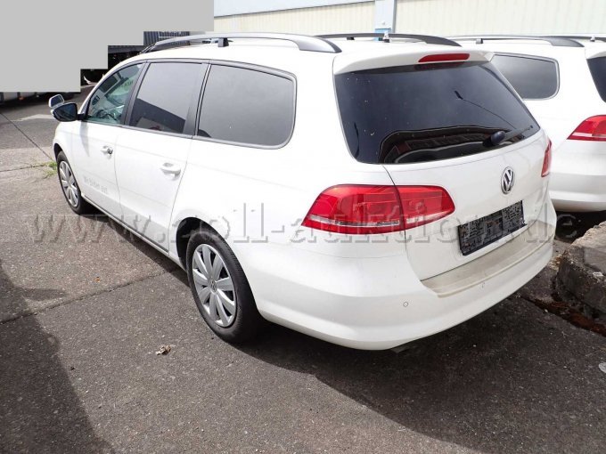 1 VW Passat Variant 2.0 TDI Trendline BMT 4Motion Bastlerfahrzeug - BD16-1565 – foto 4 – kavel bij Zoll-Auktion, Ludwigsburg