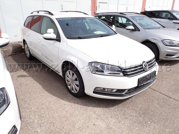 1 VW Passat Variant 2.0 TDI Trendline BMT 4Motion Bastlerfahrzeug - BD16-1565 – foto 2 – kavel bij Zoll-Auktion, Ludwigsburg