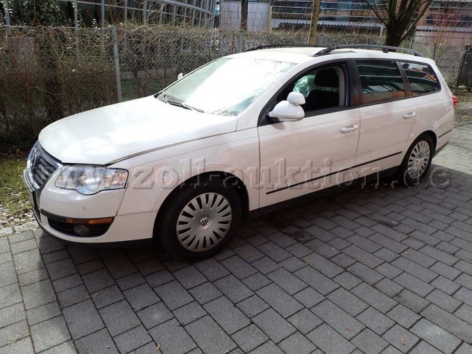 Frontansicht vorn links