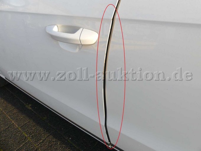 Schaden Vordertür links