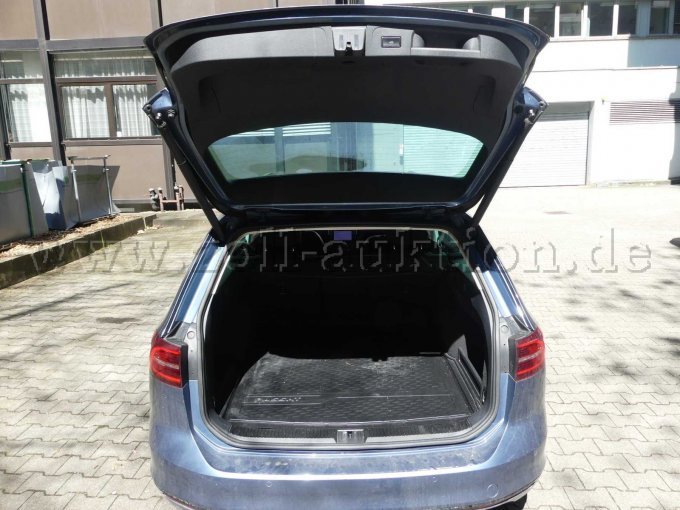 Ansicht VW Passat Kofferraum offen