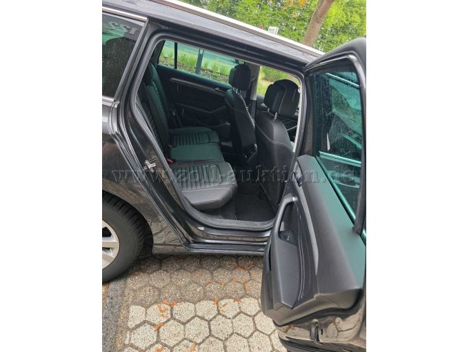 1 VW Passat Variant (CB5)(03.2019->2024), 2.0 TDI BMT/Start-Stopp, Business – foto 6 – kavel bij Zoll-Auktion, Köln