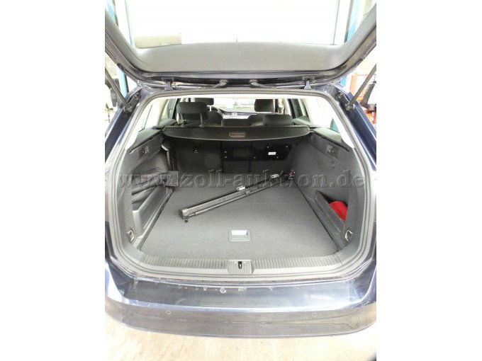 1 VW Passat Variant; ex Polizei; technische Mängel u. HU abgelaufen!! – foto 7 – kavel bij Zoll-Auktion, Kiel