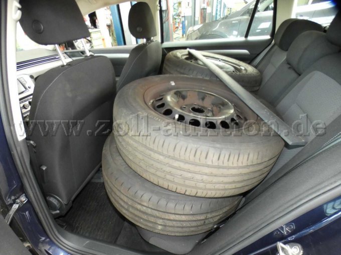 1 VW Passat Variant; ex Polizei; technische Mängel u. HU abgelaufen!! – foto 6 – kavel bij Zoll-Auktion, Kiel