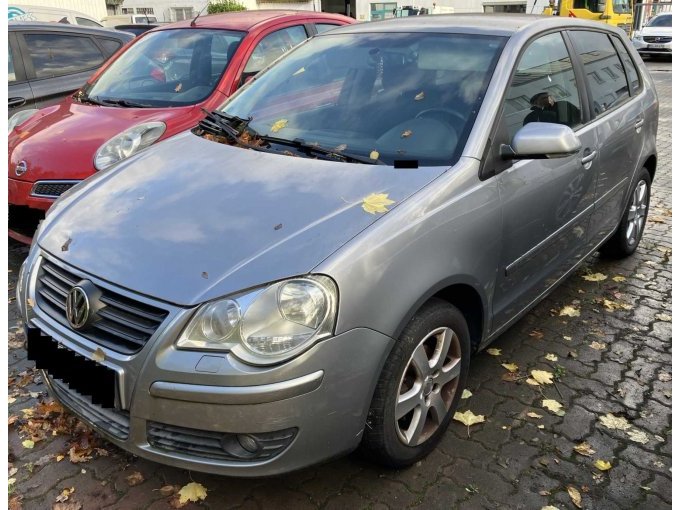 Front- und Fahrerseite Front- und Fahrerseite