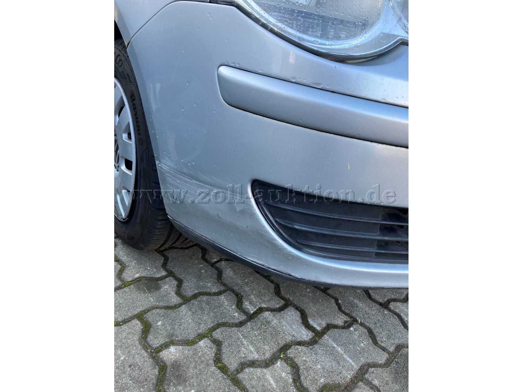 Unfallschaden Stoßstange vorne rechts