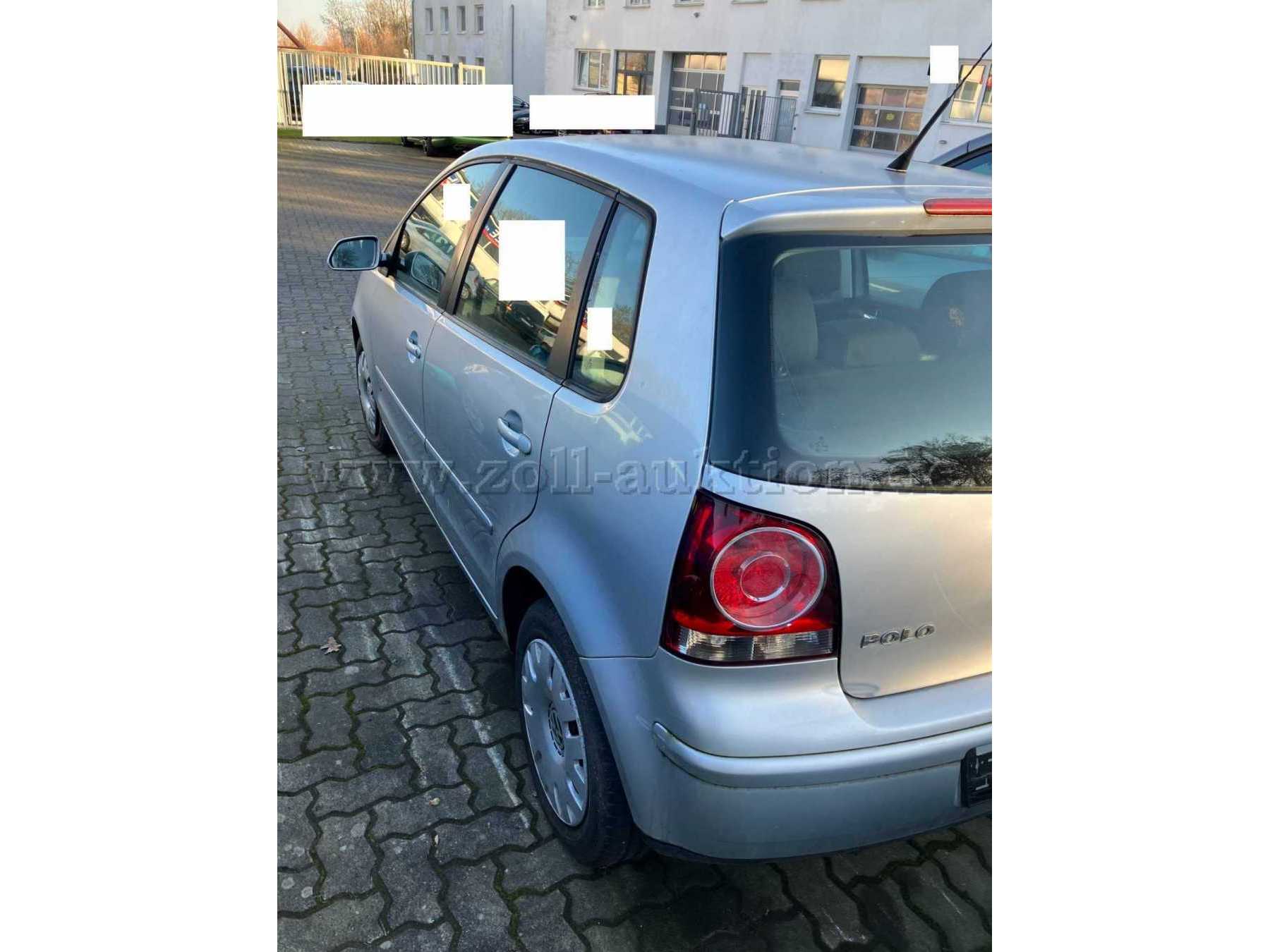 Heckansicht/Fahrerseite