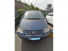 Frontansicht VW Sharan