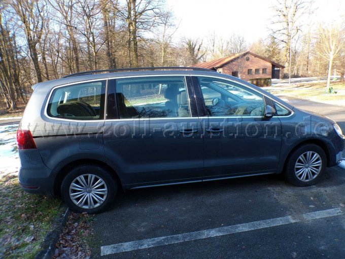 VW Sharan rechts