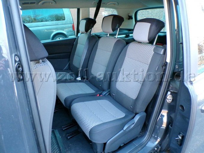 VW Sharan innen hinten