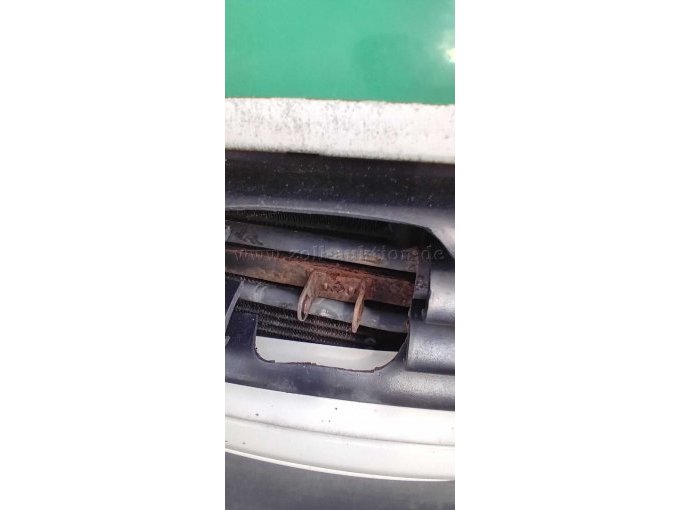 Fahrzeugfront Kühlergrill