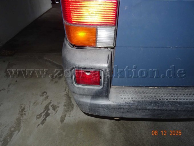 Stoßfänger hinten links