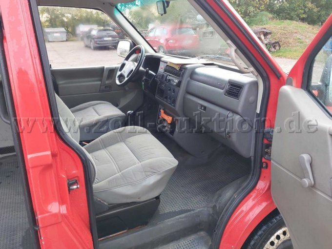 Ansicht Innenraum vorne rechts