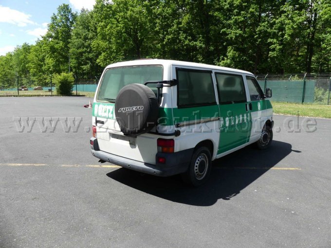 seitlich hinten rechts