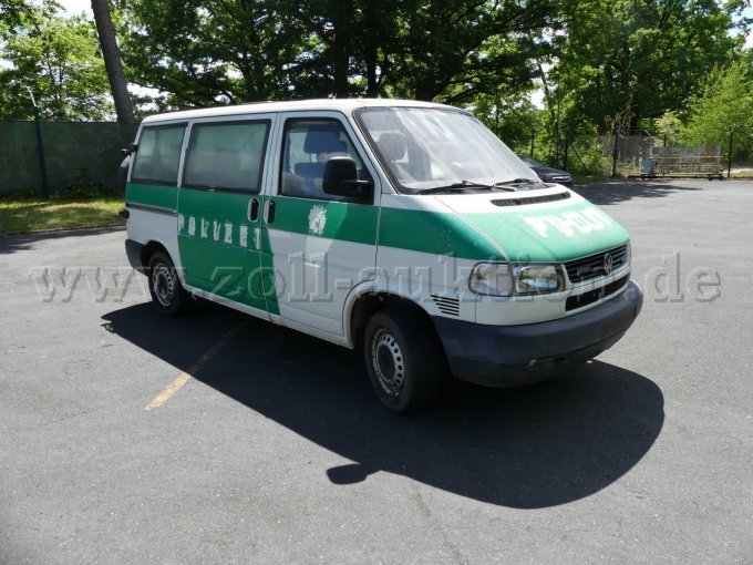 seitlich vorne rechts