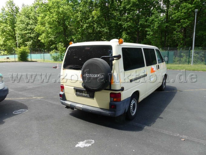 seitlich hinten rechts