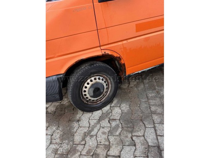 Roststellen Radkasten