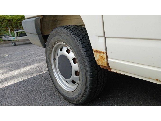 1 VW T4 geschlossener Kasten, 1,9 Diesel, 44 KW Bastler/Defekt – foto 18 – kavel bij Zoll-Auktion, Münster