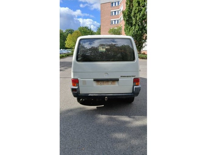 1 VW T4 geschlossener Kasten, 1,9 Diesel, 44 KW Bastler/Defekt – foto 4 – kavel bij Zoll-Auktion, Münster