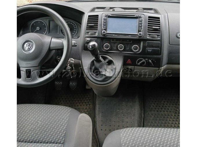 T5 Cockpit Innenraum