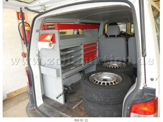 Kofferraum mit Einbau