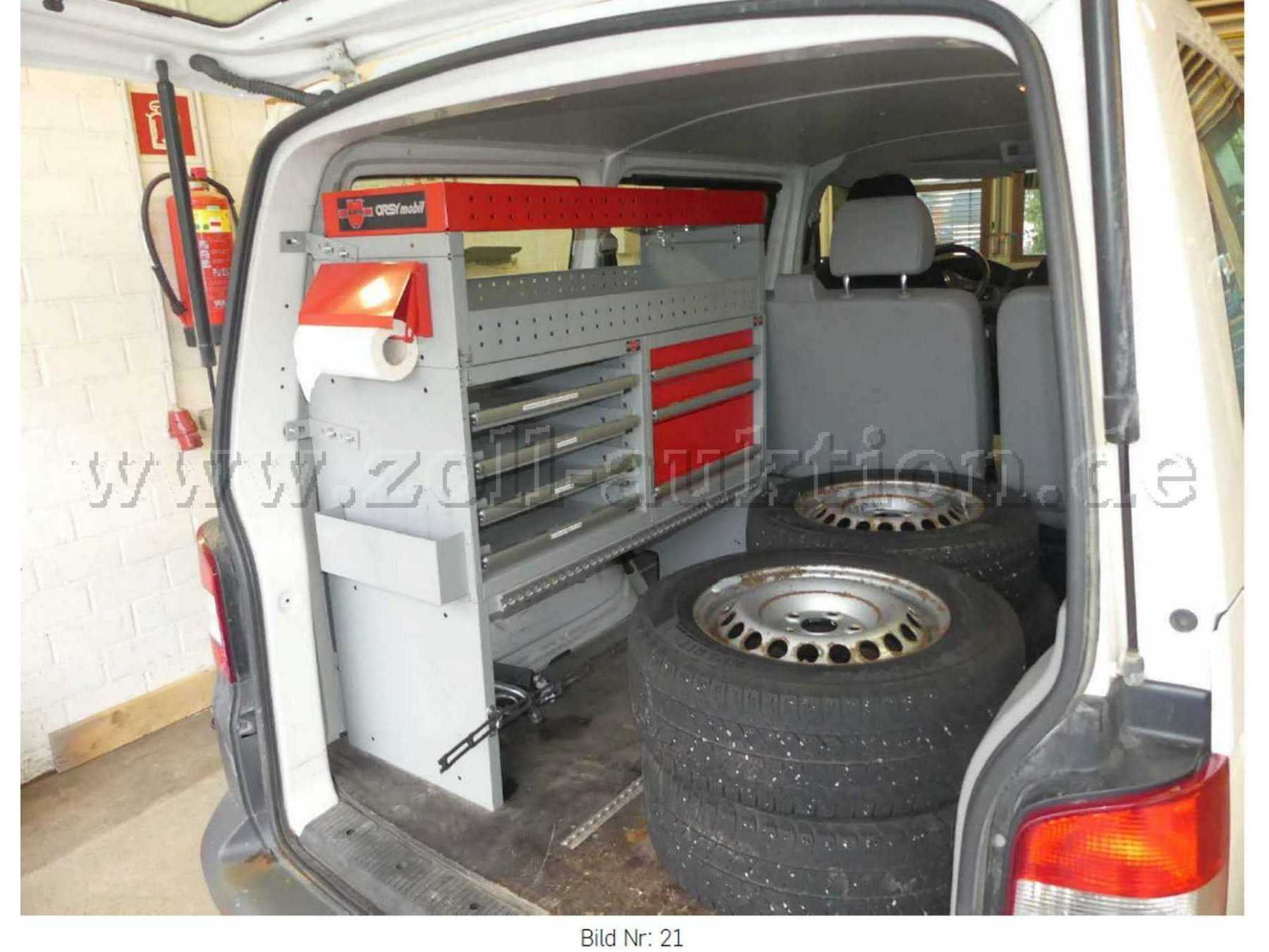 Kofferraum mit Einbau