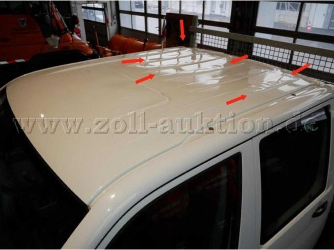Fahrzeugdach - verformt/ eingedrückt