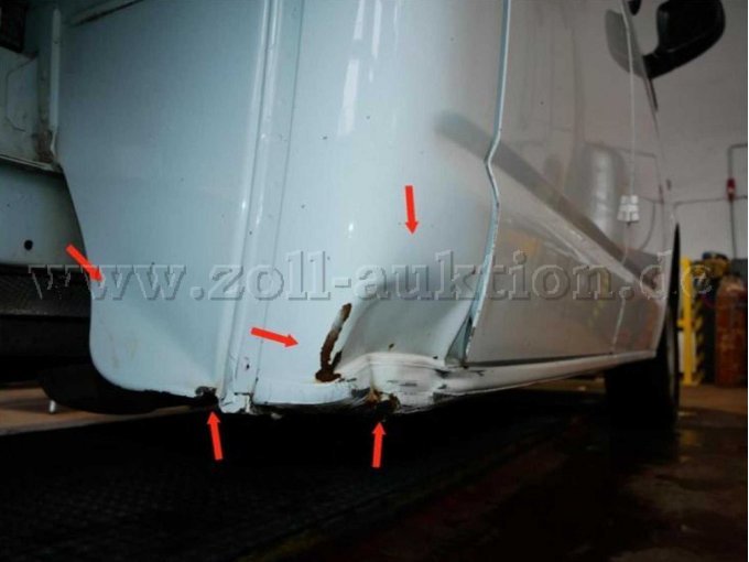 Seitenteil hinten - rechts unten deformiert