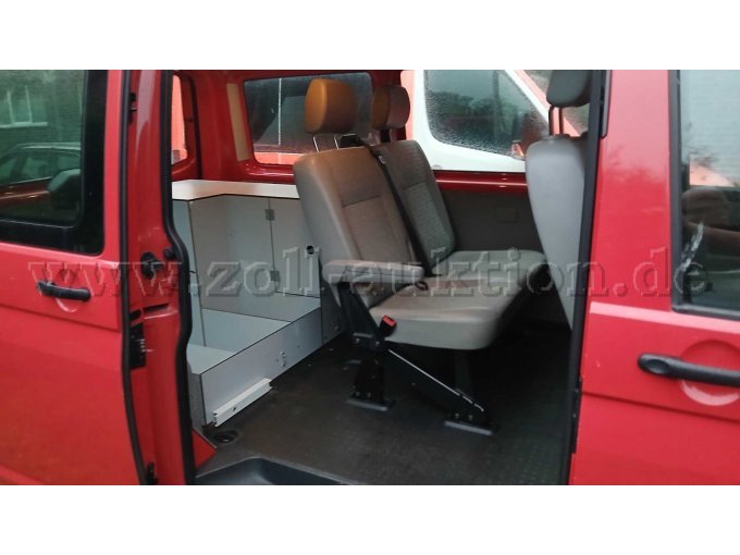 1 VW T5 2.0TDI DSG 4Motion ( Allrad) Einsatzfahrzeug Feuerwehr – foto 6 – kavel bij Zoll-Auktion, Steinfurt