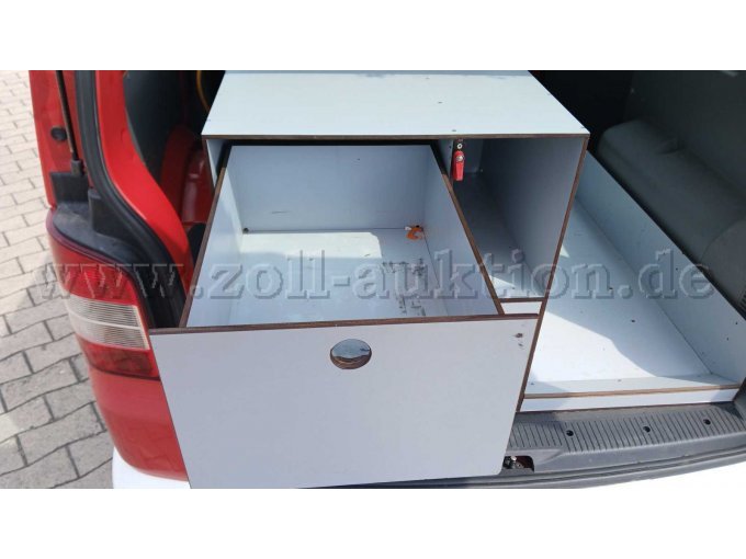 1 VW T5 2.0TDI DSG 4Motion ( Allrad) Einsatzfahrzeug Feuerwehr – foto 11 – kavel bij Zoll-Auktion, Steinfurt