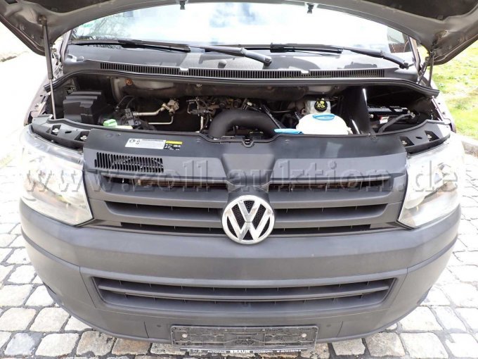 Frontansicht Motorraum