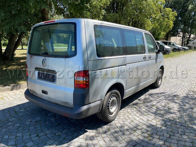 Fahrzeug hinten rechts