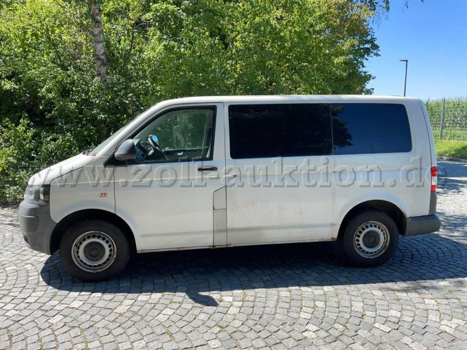 Fahrzeug links