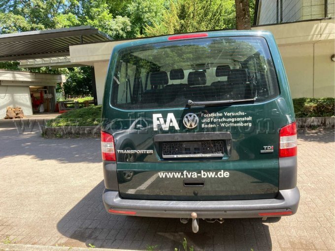 1 VW T5-bus 2,0 TDI/ 4Motion – foto 3 – kavel bij Zoll-Auktion, Freiburg im Breisgau