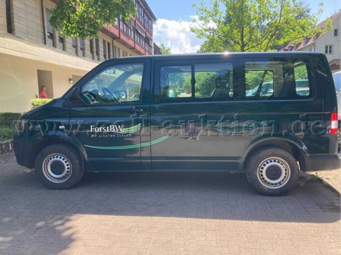 1 VW T5 Bus 2,0 TDI/ 4 Motion – kavel bij Zoll-Auktion, Freiburg im Breisgau