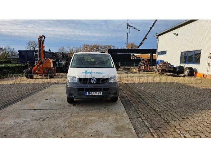 VW T5 DoKa mit Motorschaden