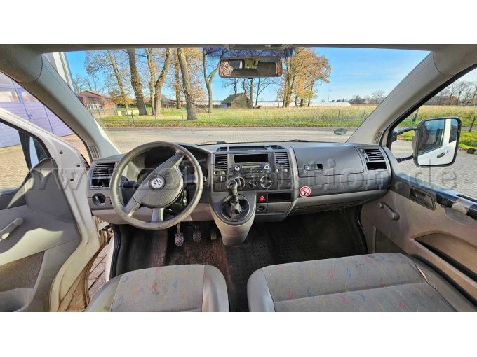 VW T5 DoKa mit Motorschaden