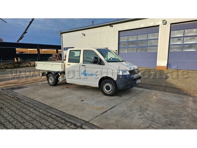 VW T5 DoKa mit Motorschaden